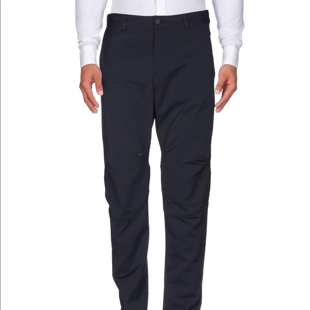 New Mens Belstaff Persuit pants, size XXL, fits waist 38, inseam 32.